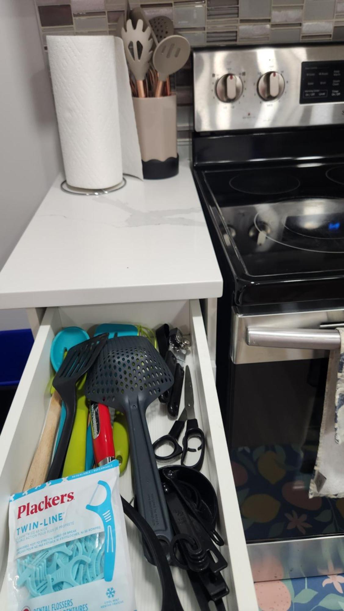 Modern 2 Bedroom Basement Suite At West Edmonton Ngoại thất bức ảnh